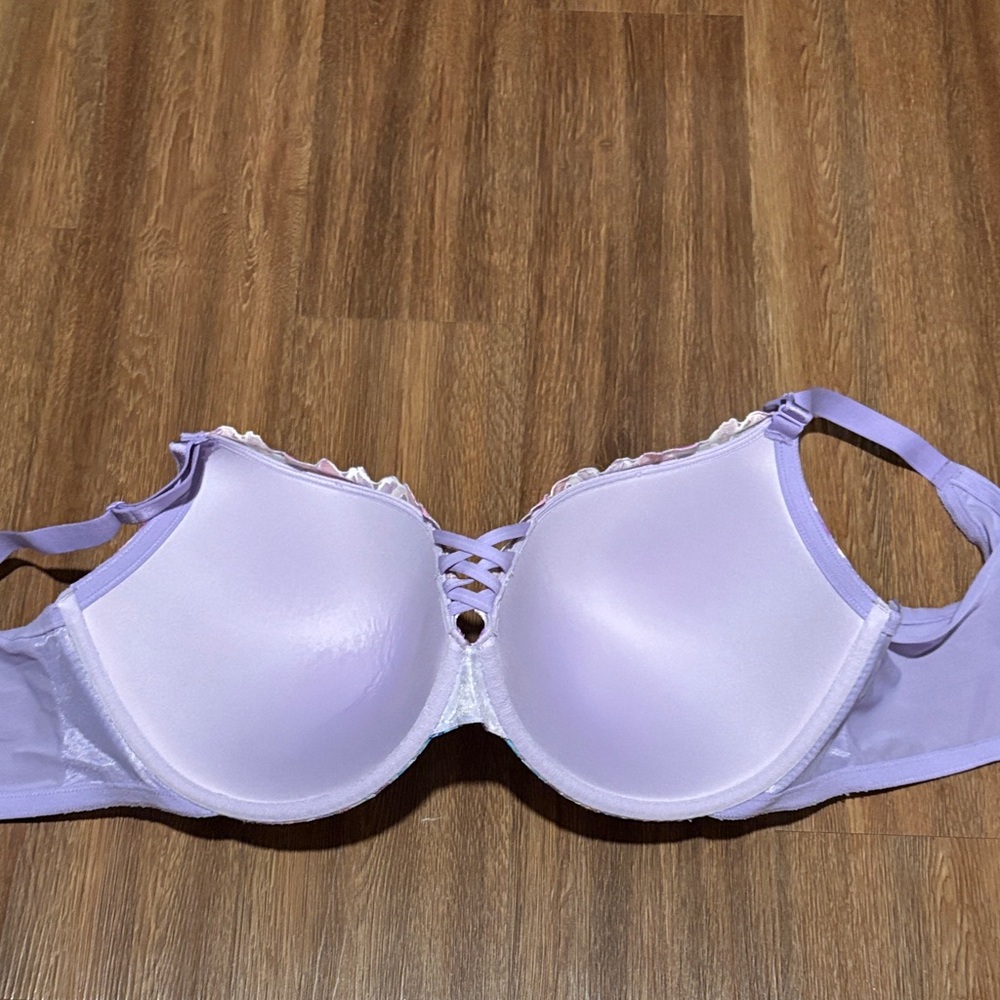 Lavender Floral Torrid Bra SZ 44DDD - Picture 2 of 3